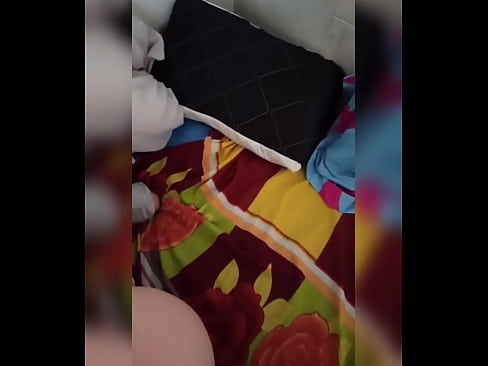 ❤️ Nire gelakidea etxean bakarrik geratzen da, bere senarra oporretara joaten delako eta nik izorratzeko eta ipurdia esnez betetzeko aprobetxatzen dut ❤ Porno ederra pornoan eu.sex-porntube.ru ❌️❤
